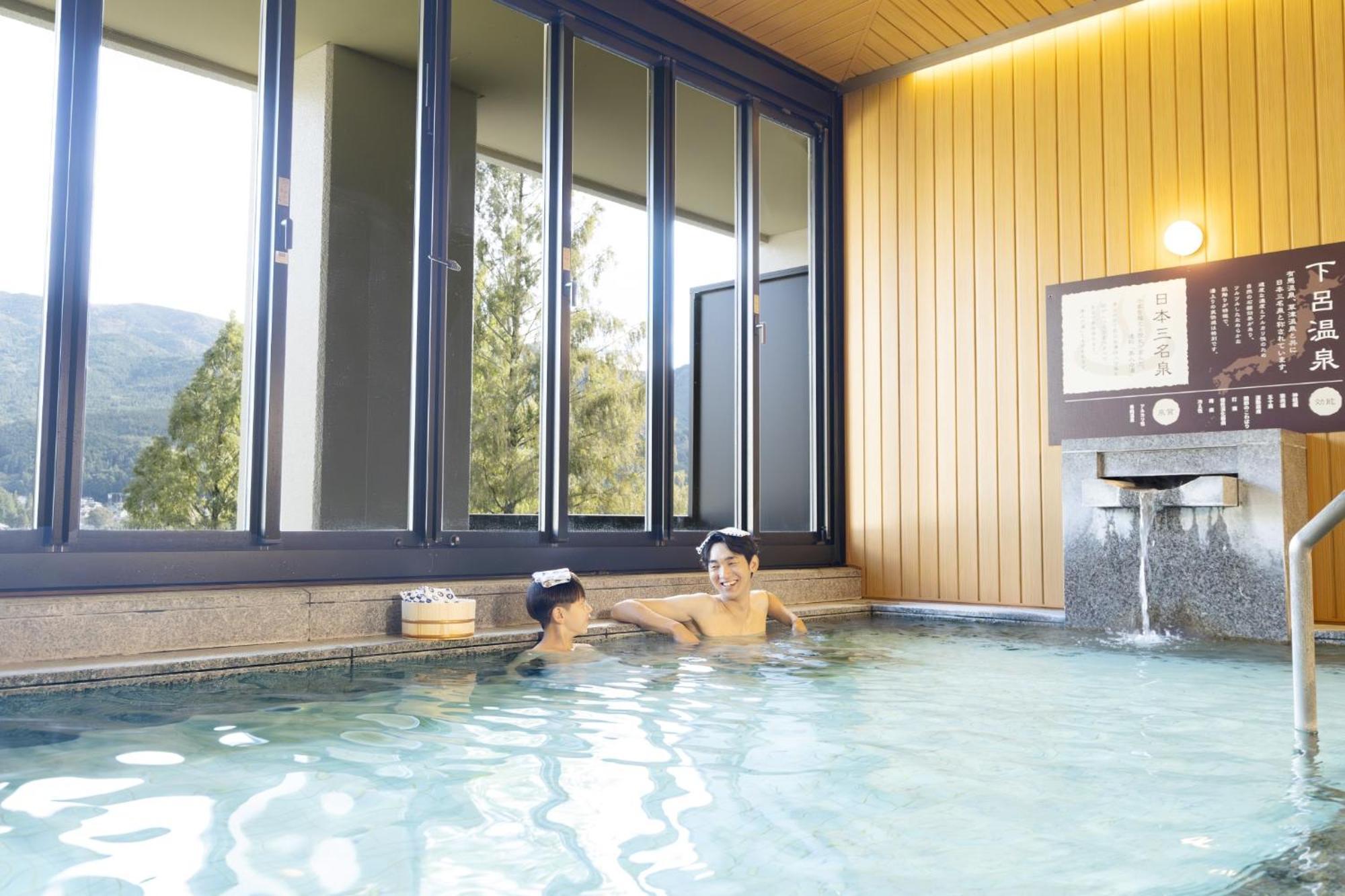 Ooedo Onsen Monogatari Premium Gero Honkan Exterior foto